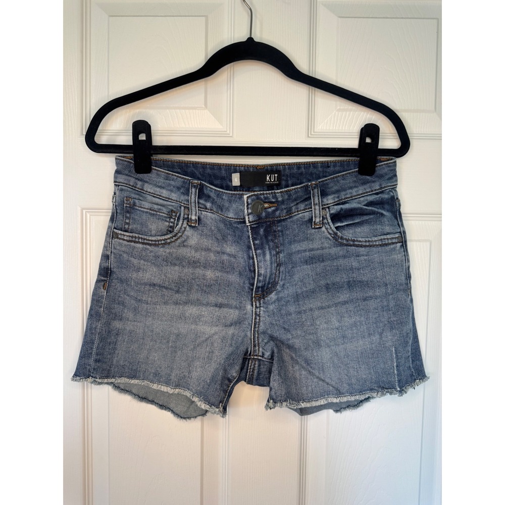 KUT from the Kloth Women Medium Wash Cut Off Denim Shorts Size 6 Raw Hem